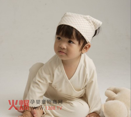 ��ɫ��ͯ�b ���o����һ��(g��)�Gɫ��δ��