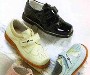 ���ӽo���ӂ��x����m��Ь