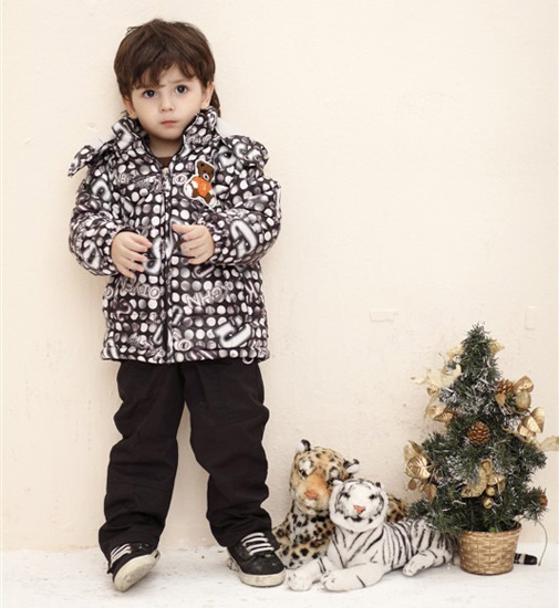 С��B����ͯ���c(di��n)�D������