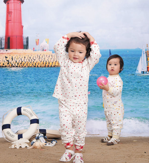 ��ؐ���c��Ůͯ��(n��i)�����b