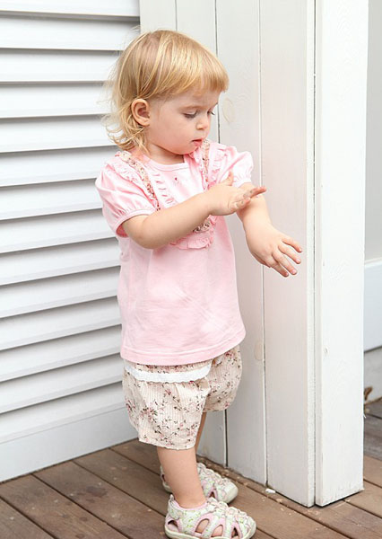 摩可拿屢屢花香袖套