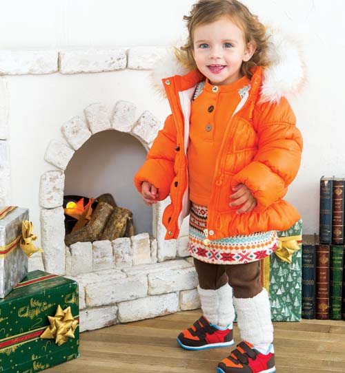 阿卡邦羽絨服女童