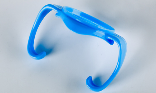 孩之寶藍色手柄