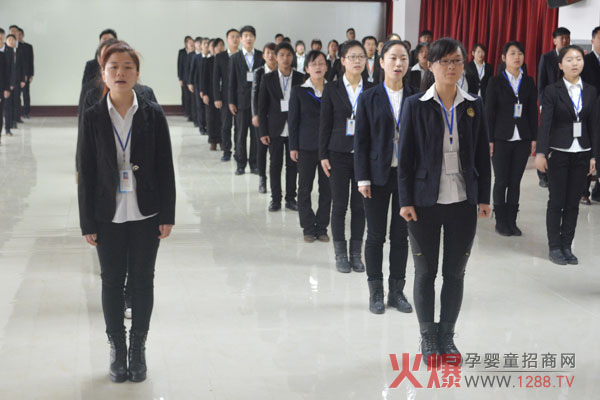 火爆網(wǎng)伴我戰(zhàn)斗