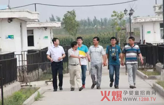 �����r(n��ng)�ֿƼ���W�ܱ��ƽ����W�R������ЙC����ָ������