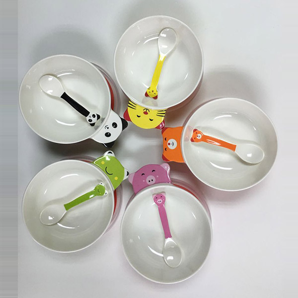 ����������