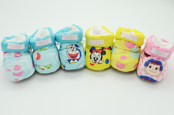 愛(ài)嬰童學(xué)步鞋