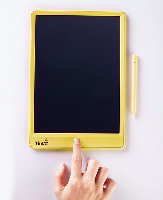 繪特美兒童智能液晶手寫(xiě)板黃色1.jpg 繪特美兒童智能液晶手寫(xiě)板黃色1.jpg