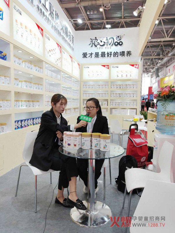 �Z�ĳ�ƷƷ��ؓ؟�˽��ܻ𱬋�ͯ�W�F��ֱ�����L