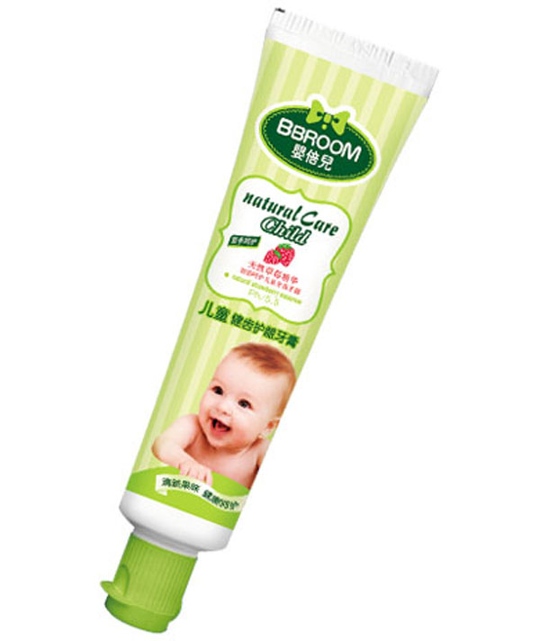 嬰倍兒草莓精華·兒童健齒護(hù)齦牙膏.jpg 嬰倍兒草莓精華·兒童健齒護(hù)齦牙膏.jpg