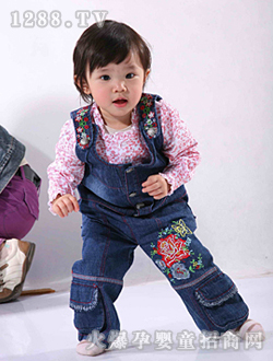 Сʯ�^�{ɫţ��ͯ�b