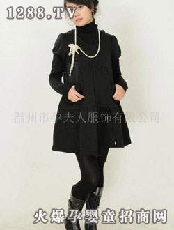 �з��˶��b�r(sh��)�к�ȹ����