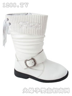 �ƶ��Ҷ���ɫСͯ�r(sh��)�bƤѥ