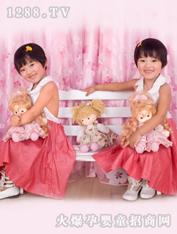 �к�Ů����ɫ���b��