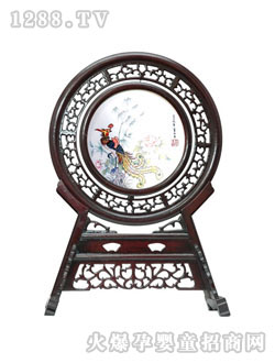 �ی����P�Q���(y��ng)̥ë�C