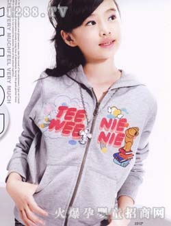 С����(d��ng)�һ�ɫŮͯ�\(y��n)��(d��ng)����