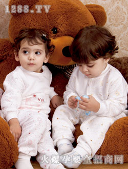 ��֮�ٜ\ɫ��(n��i)��