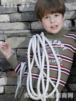 �۷�ؐ��ɫ��ͯë��