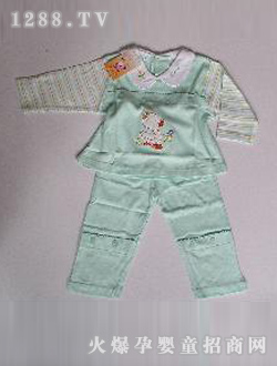 ������ɫ����Ůͯ���b