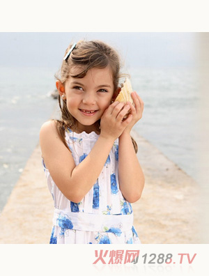 �옷���R���L(f��ng)ͯ�b