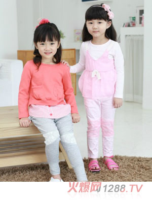 ��������Ůͯ�L(zh��ng)�����b