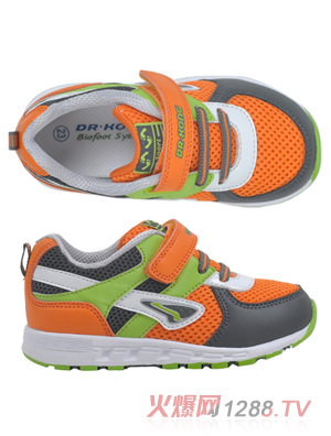 ����ʿ�Sɫ��ɫ�\��Ь