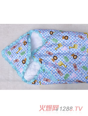 ���ľ��냺С�ܰ����{ɫ