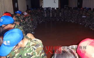 �𱬾W(w��ng)�j��չӖ��֮������h(hu��n)