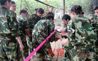 �𱬾W(w��ng)�j��չӖ��֮֮����늾W(w��ng)